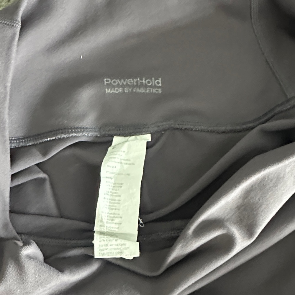 Fabletics zone Highwaisted 7/8 leggings - Picture 5 of 5